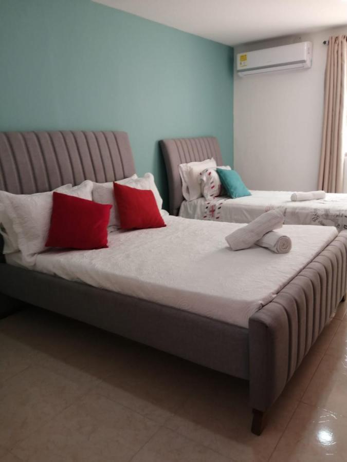 Cc House Cartagena Hostel Bagian luar foto