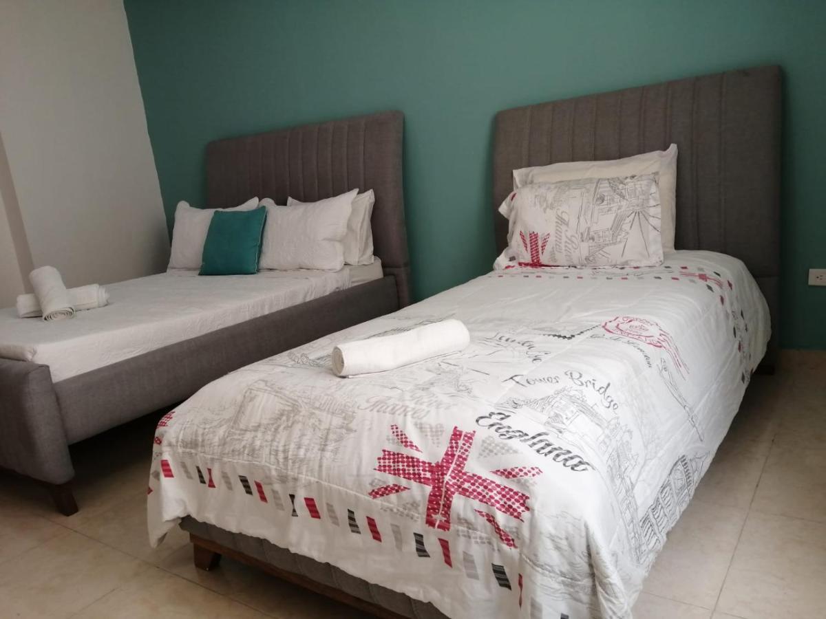 Cc House Cartagena Hostel Bagian luar foto